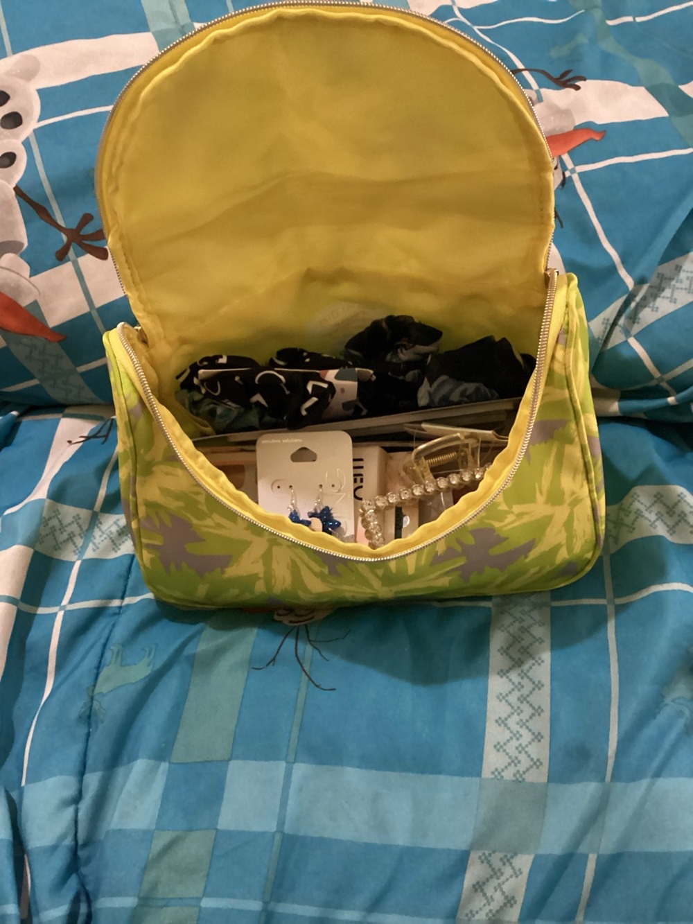 16 piece self care bundle! With beauty or makeup bag included. - Picture 12 of 12